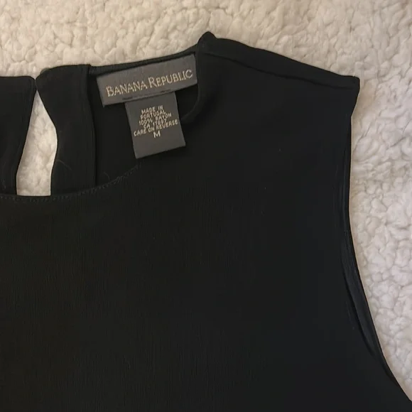 Banana Republic - Picture 2 of 3